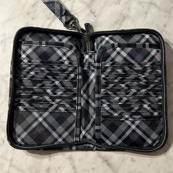 Lug Tandem Zip RFID Wallet Grey Plaid NWOT - Picture 2 of 4